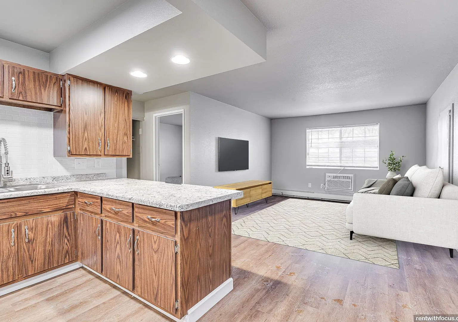 Stonecreek Apartments — Photo 4