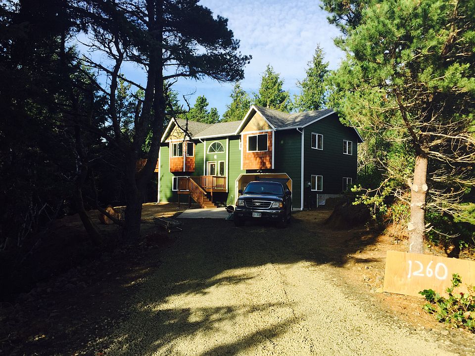 1st image of 1260 SW Chad Dr