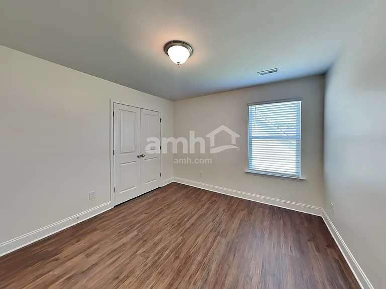 124 Cairo Ct — Photo 25