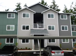 1621 SW Mulberry Place D303, Oak Harbor, WA
