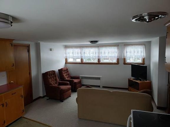 3rd image of 50 Hawthorne St #2