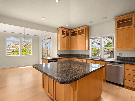 5th image of 4042 NW Riggs Dr