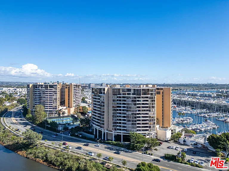4316 Marina City Dr #1033 — Photo 43