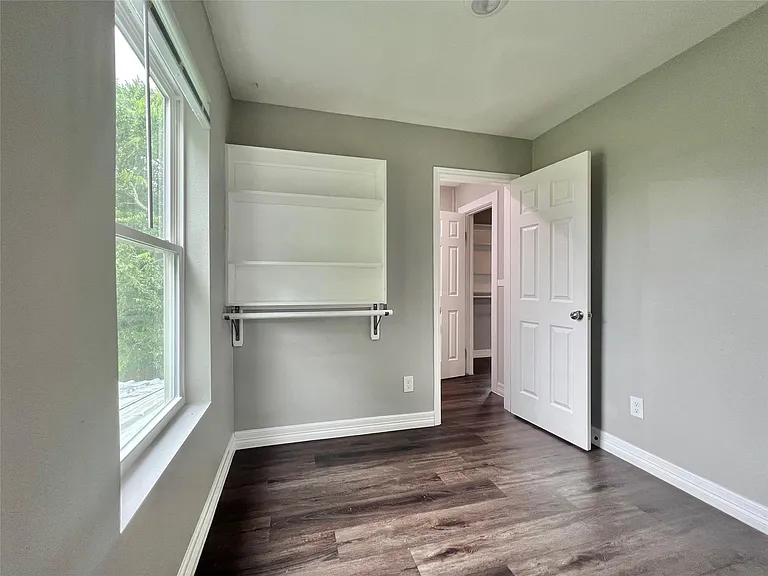 207 S Avenue A #B — Photo 10