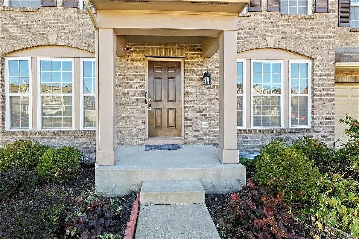 1571 Morrison Farms Drive — Photo 3