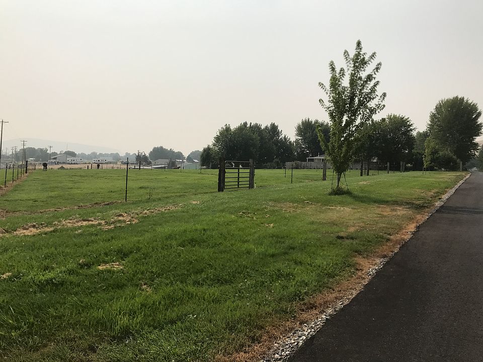 1st image of 1905 N 543rd Pr NE