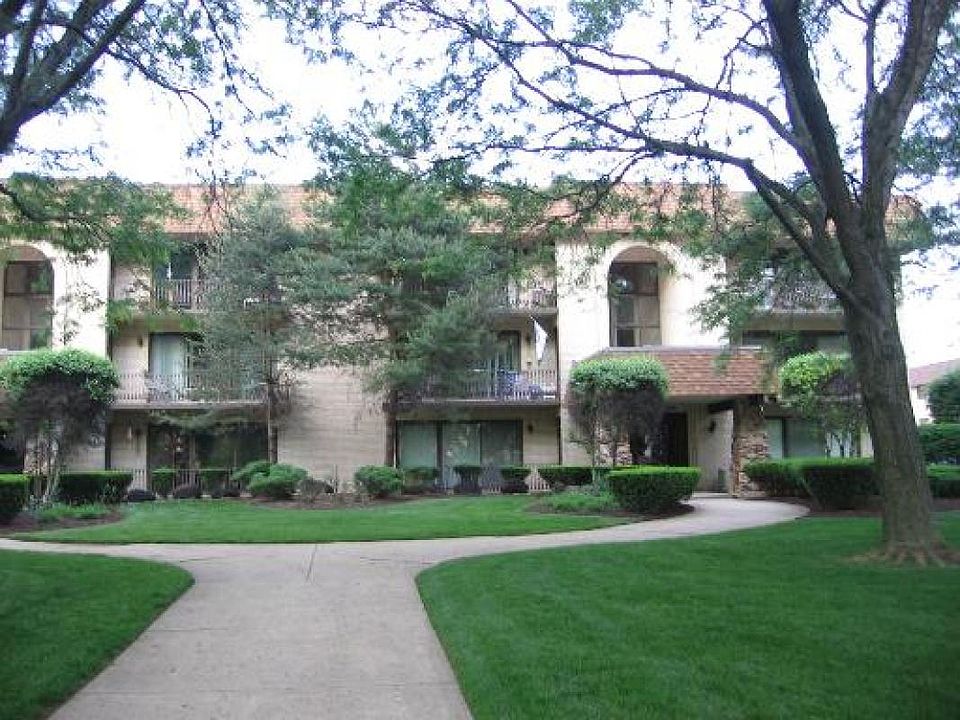 1st image of 15253 Catalina Dr Unit 2N