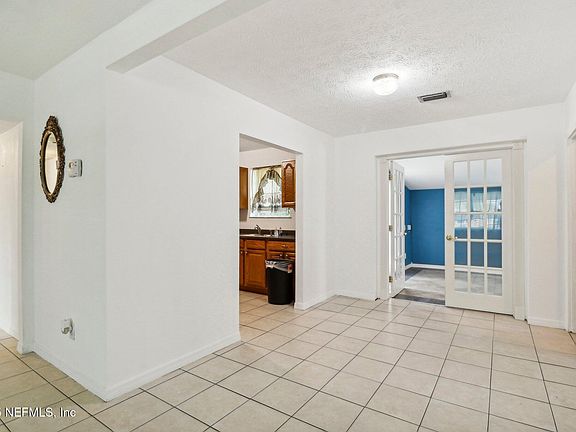 5th image of 5635 HILLMAN Drive