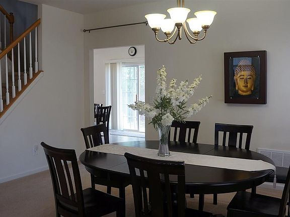 4th image of 317 Quince Ave