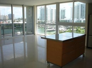 7900 W Dr, North Bay Village, FL 33141
