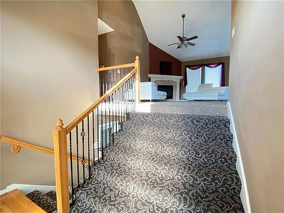 2nd image of 5701 Marion Ct