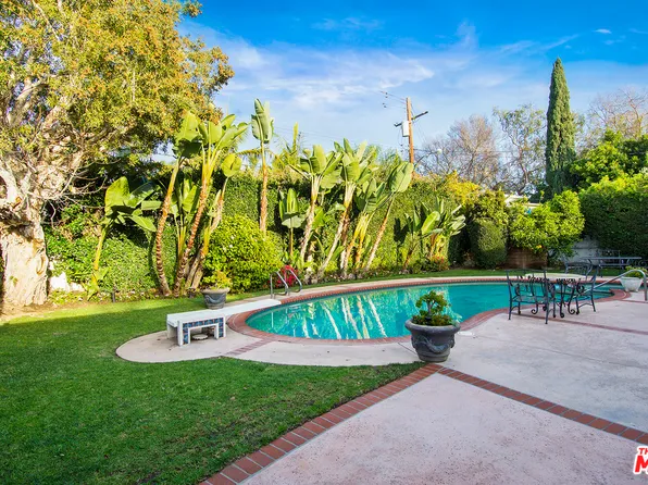 504 N Crescent Dr, Beverly Hills, CA 90210