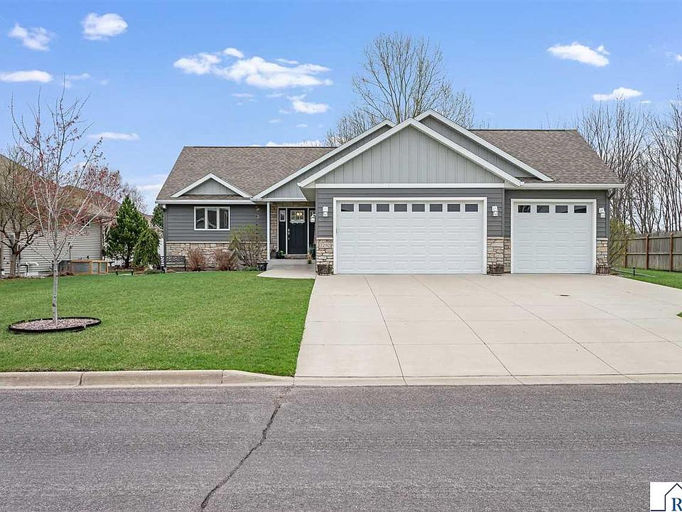 1st image of 2292 Deerwood Dr
