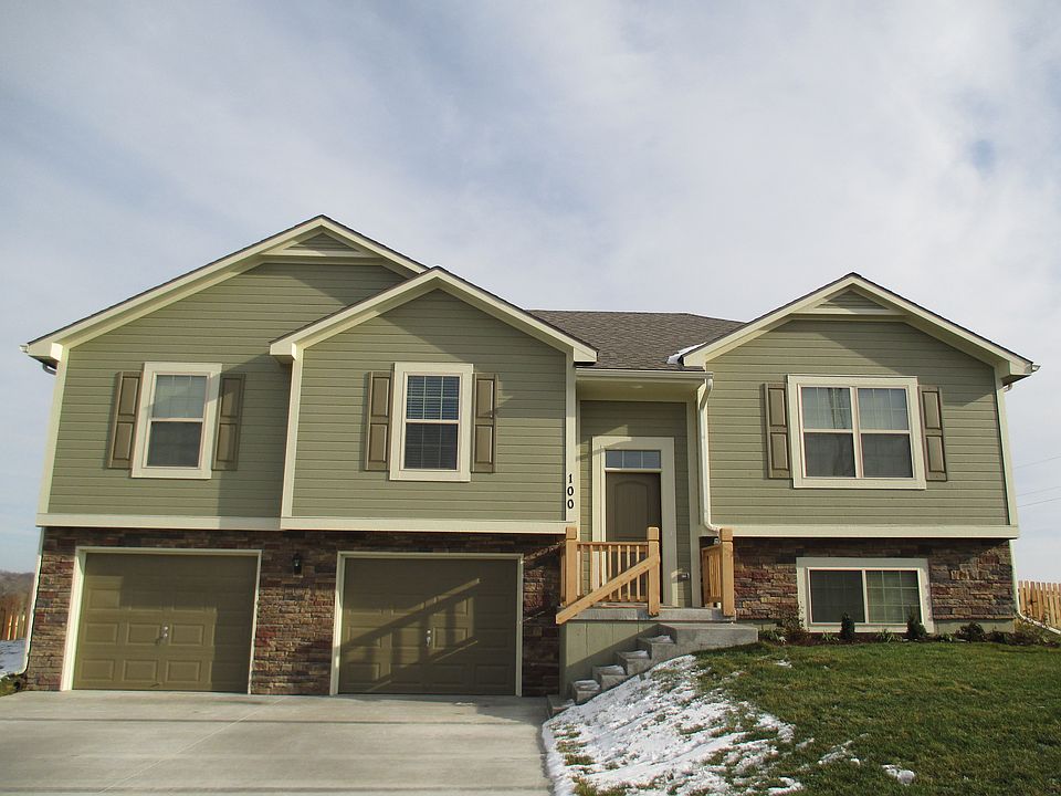 857573_Front of House_01052016