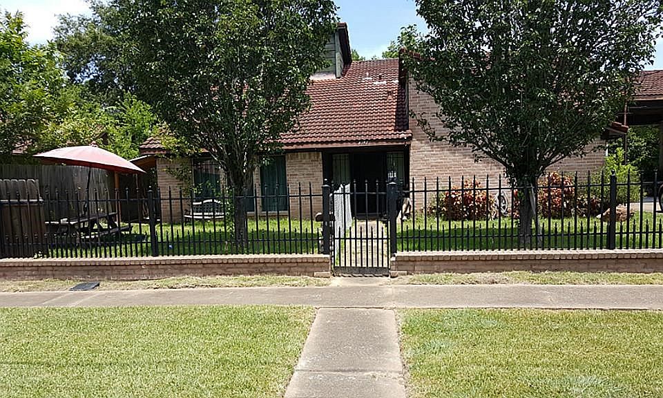 great ,great curb appeal