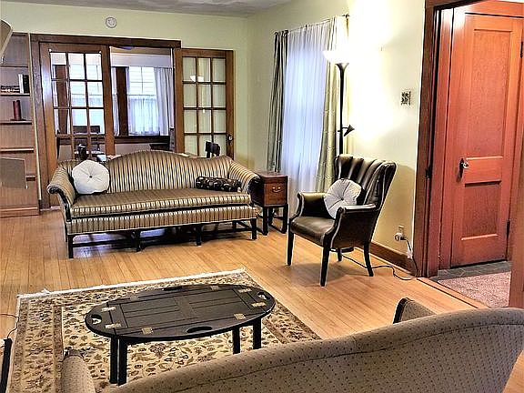 Living Room about 28' x 12'