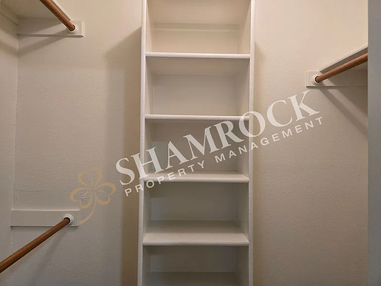 1024 Parkview Cir — Photo 15