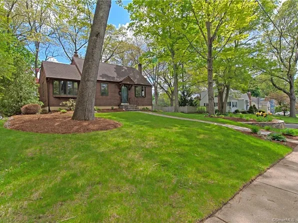 82 Chambers Street, Manchester, CT 06042