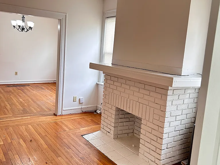185 Goldsmith Ave #2 — Photo 9