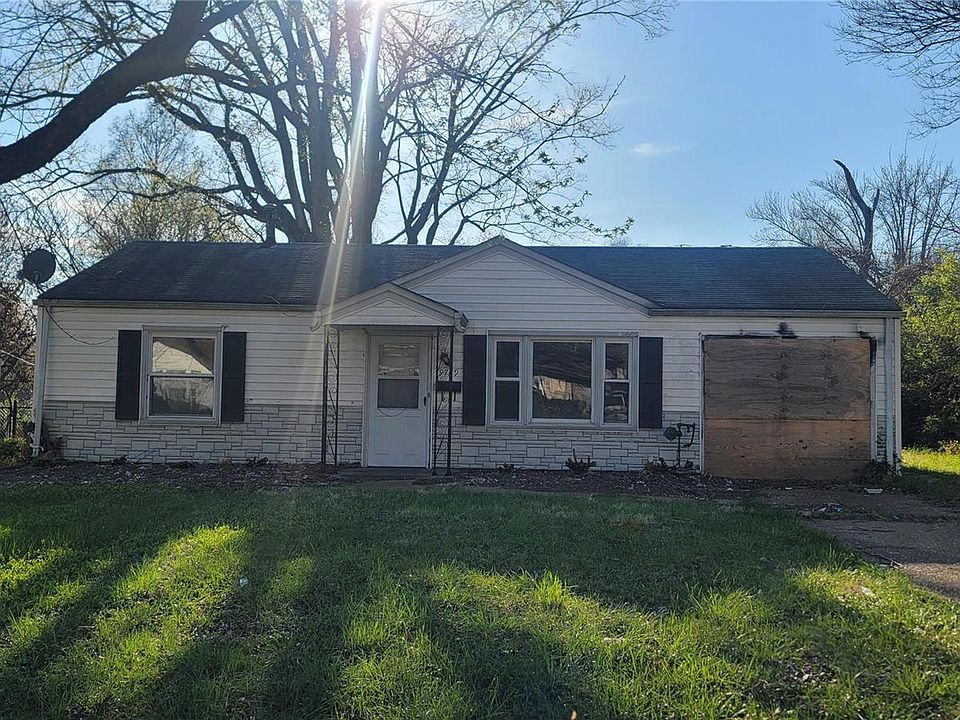 1st image of 9769 Vickie Pl