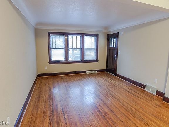 4th image of 3434 Thomas Ave N