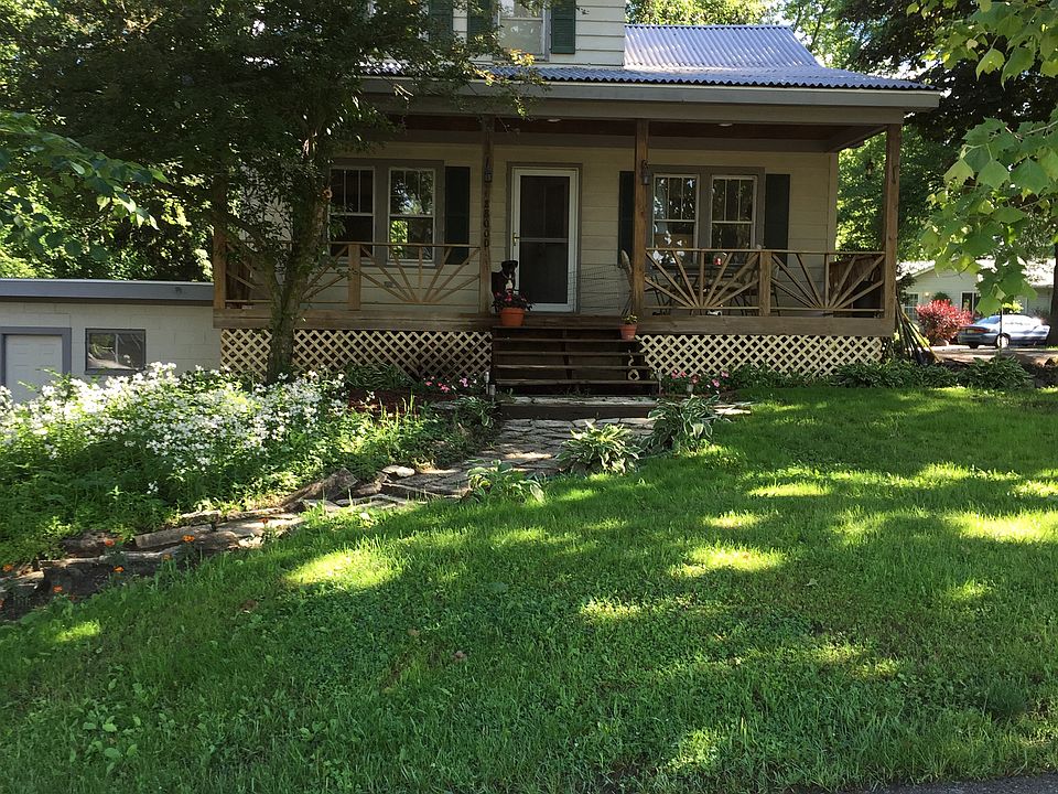 1st image of 28000 N Winding Ln