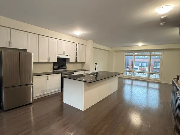 508 Danks Ridge Dr, Ajax, ON L1S 0H4