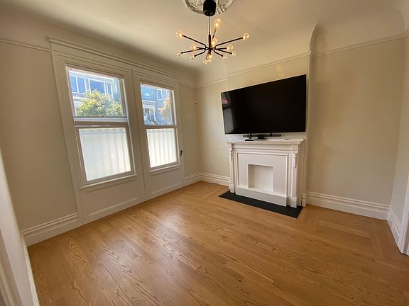 4th image of 622 Waller St