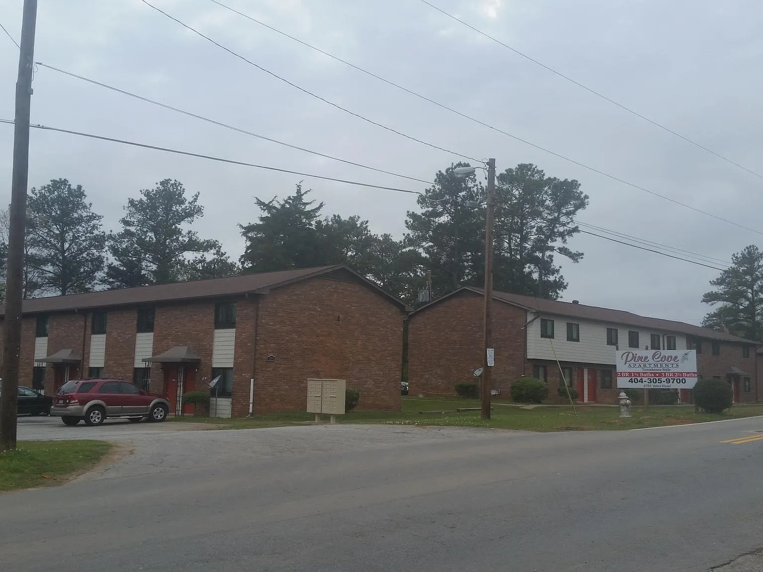 3 bed, 2.5 bath, 1200 sqft, $1,400 — Photo 1