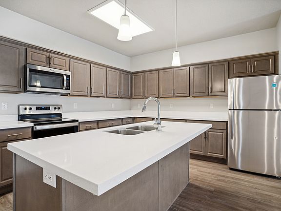 2nd image of 751 W 200th St S #Dfc73bb34