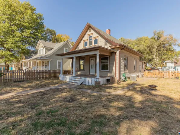 3134 Holdrege St, Lincoln, NE 68503