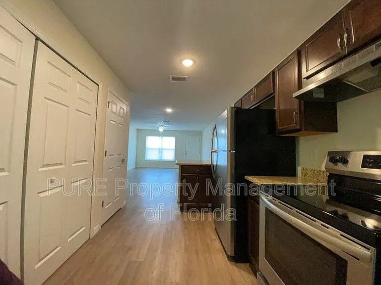 2241 NE 78th Ln #2241 — Photo 9