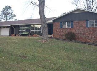 1009 Lawson Dr, Kingsport, TN 37660
