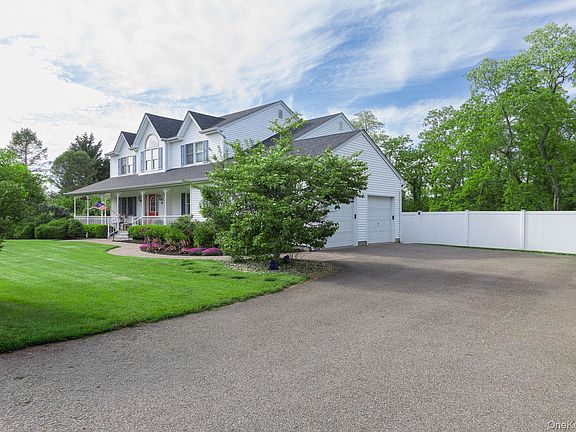 2nd image of 506 Twomey Avenue