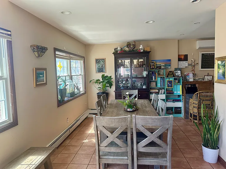 Foyer and dining area