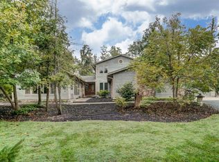5 Legend Ct, Cincinnati, OH 45244