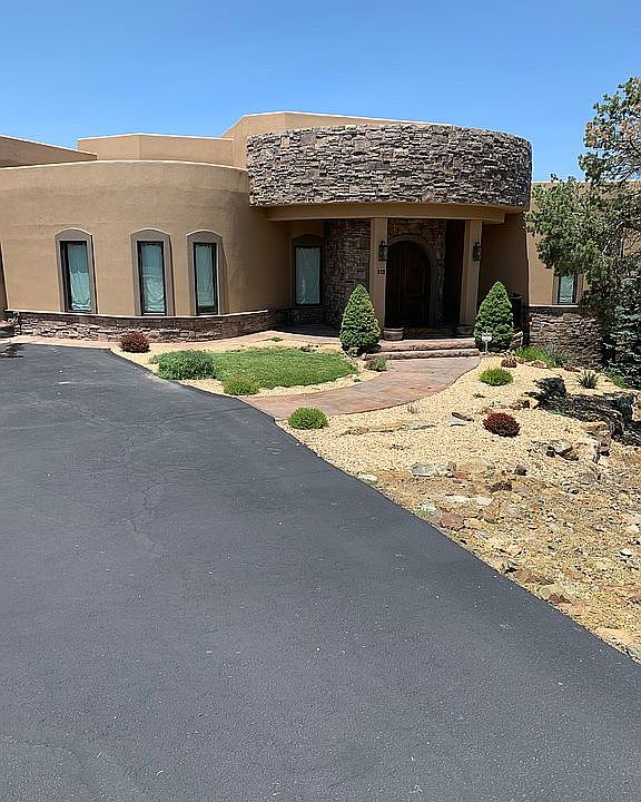 1st image of 128 Cochiti Ct