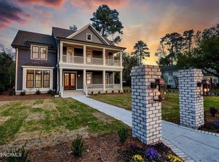 1121 Country Club Rd, Wilmington, NC 28403