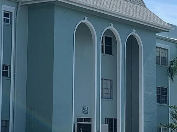 701 Poinsettia Rd APT 106, Belleair, FL 33756