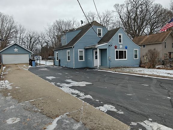 2nd image of 616 Daisyfield Rd