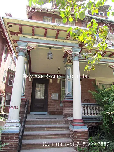 4634 Spruce St #3F Photo 1