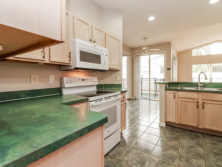 1839 Wood Trail St — Photo 8