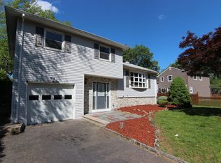 34 Parkview Ave, West Caldwell, NJ 07006