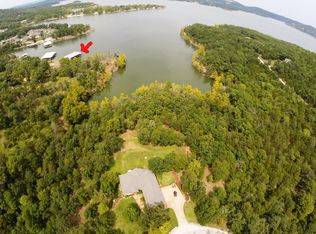 215 Tall Tree Dr, Blue Eye, MO 65611