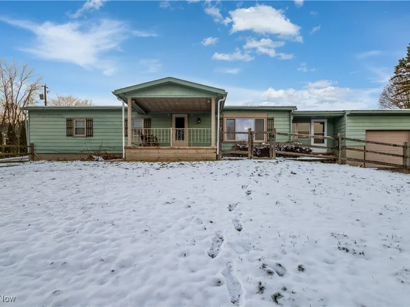 20413 E Terrace Dr, Wellsville, OH 43968