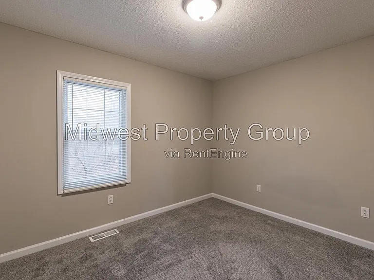 2986 Kincaid Ave — Photo 9