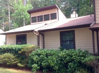 4253 The Oaks Dr, Raleigh, NC 27606