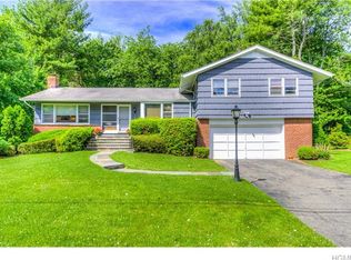 207 Winding Brook Rd, New Rochelle, NY 10804