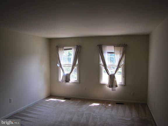 5th image of 3322 Dairy Lou Dr