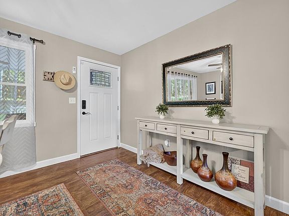 4th image of 266/284 Sugar Run Ln